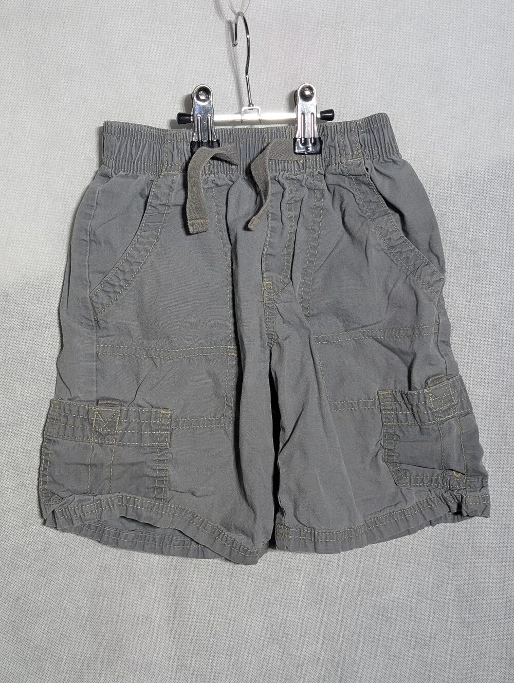 OshKosh B'gosh Boys Grey Elastic Waist Cargo Shorts Size 5 Cotton